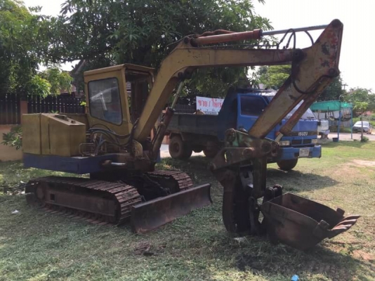 ขาย 175,000 บาท SUMITOMO EX 60 U  ติดมือคีบ บุ้งกี๋ เครื่อง ISUZU 85 แรง  โช่หนา เอวแน่น พร้อมใช้  รถอยู่ จ.ร้อยเอ็ด 090-772-3710 090-772-3708