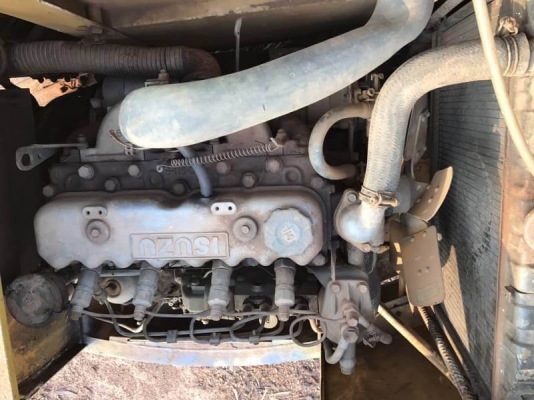 ขาย 175,000 บาท SUMITOMO EX 60 U  ติดมือคีบ บุ้งกี๋ เครื่อง ISUZU 85 แรง  โช่หนา เอวแน่น พร้อมใช้  รถอยู่ จ.ร้อยเอ็ด 090-772-3710 090-772-3708