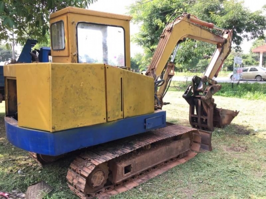 ขาย 175,000 บาท SUMITOMO EX 60 U  ติดมือคีบ บุ้งกี๋ เครื่อง ISUZU 85 แรง  โช่หนา เอวแน่น พร้อมใช้  รถอยู่ จ.ร้อยเอ็ด 090-772-3710 090-772-3708