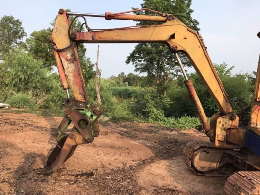 ขาย 175,000 บาท SUMITOMO EX 60 U  ติดมือคีบ บุ้งกี๋ เครื่อง ISUZU 85 แรง  โช่หนา เอวแน่น พร้อมใช้  รถอยู่ จ.ร้อยเอ็ด 090-772-3710 090-772-3708