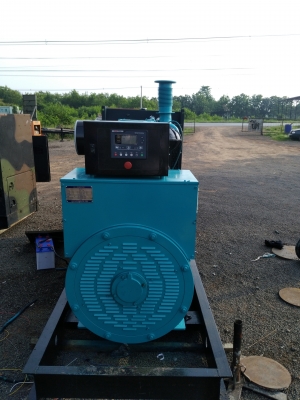 เครื่องปั่นไฟCummins BigcamNTA855g4,  325kva