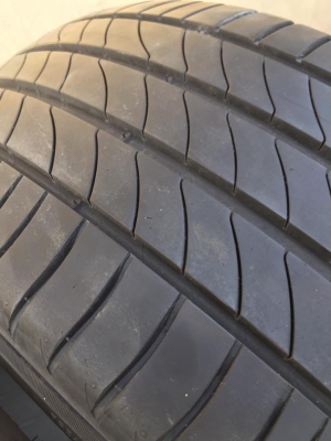 ขายยาง MICHELIN PRIMACY 3ST 235-55-17 ปี15 ดอกหนาจัด สภาพสวยมาก ไม่มีปะ ไม่มีตำหนิ คู่ละ 2,500 บาท