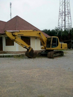 ขายรถขุด KOMATSU PC200-6 เอกสารทะเบียน