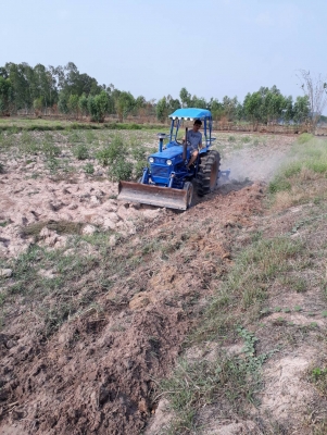 รถไถคูโบต้า ดีเซล พร้อมผานดัน