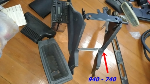 ที่เขี่ยบุหรี่หน้า หลังVolvo 740 940 ชิ้นส่วนอื่นๆ บางรายการ และรับหล่องานไฟเบอร์ ที่เขี่ยบุหรี่หน้า หลังVolvo 740 940 ชิ้นส่วนอื่นๆ บางรายการ และรับหล่องานไฟเบอร์
