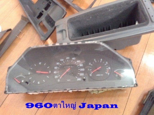 ที่เขี่ยบุหรี่หน้า หลังVolvo 740  940 ชิ้นส่วนอื่นๆ บางรายการ และรับหล่องานไฟเบอร์