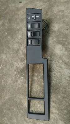ที่เขี่ยบุหรี่หน้า หลังVolvo 740 940 ชิ้นส่วนอื่นๆ บางรายการ และรับหล่องานไฟเบอร์ ที่เขี่ยบุหรี่หน้า หลังVolvo 740 940 ชิ้นส่วนอื่นๆ บางรายการ และรับหล่องานไฟเบอร์