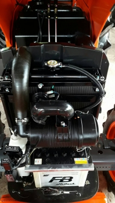 KUBOTA  L 4708 SP (4WD)  2 เพลา   สภาพใหม่สวยๆ   ชั่วโมงใช้   งานน้อย  สีเดิมทั้งคัน  พร้อมชุดใบมีดดันหน้า  และโรตารี่