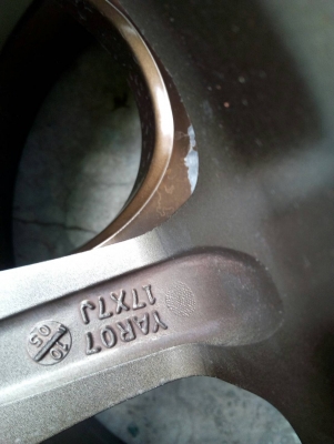 แม๊ก ขอบ17  17x7J. MONOBLOCK  ขนาด 5 รู 114  ET.40  ชุด. 4 วง. tel.081-427-3941