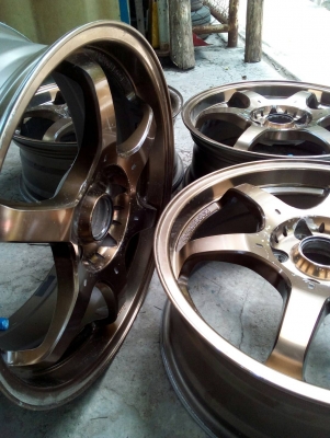 แม๊ก ขอบ17  17x7J. MONOBLOCK  ขนาด 5 รู 114  ET.40  ชุด. 4 วง. tel.081-427-3941