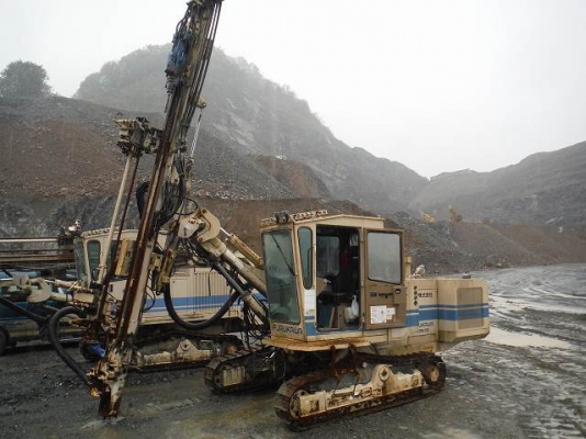 รถเจาะหิน FURUKAWA HCR9-DS มือสองญี่ปุ่น