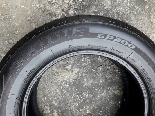 ยางBRIDGESTONE รุ่น Ecopia EP200. 215 60R16 ปี2016 สภาพสวยมากๆดอกเต็มๆใช้อีกยาวๆไม่แพง ยางBRIDGESTONE รุ่น Ecopia EP200. 215 60R16 ปี2016 สภาพสวยมากๆดอกเต็มๆใช้อีกยาวๆไม่แพง