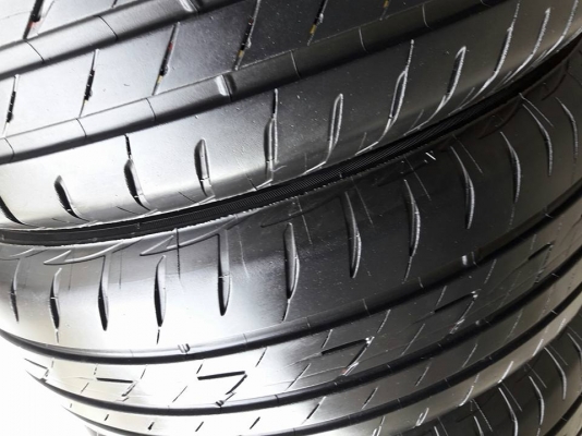 ยางBRIDGESTONE รุ่น Ecopia EP200. 215 60R16 ปี2016 สภาพสวยมากๆดอกเต็มๆใช้อีกยาวๆไม่แพง ยางBRIDGESTONE รุ่น Ecopia EP200. 215 60R16 ปี2016 สภาพสวยมากๆดอกเต็มๆใช้อีกยาวๆไม่แพง