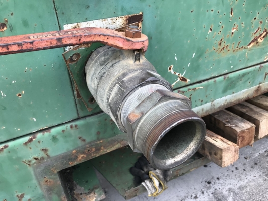 ปั้มลมสกรู 1300 cfm ยี่ห้อ Sullair นำเข้าจากญี่ปุ่น High Pressure 10.5 บาร์ เครื่อง 420 แรงม้า ปั้มลมสกรู 1300 cfm ยี่ห้อ Sullair นำเข้าจากญี่ปุ่น High Pressure 10.5 บาร์ เครื่อง 420 แรงม้า