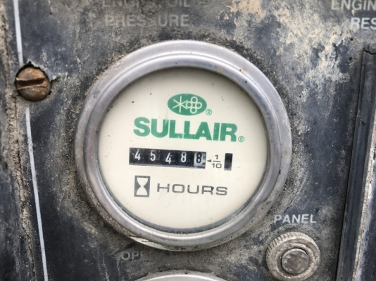 ปั้มลมสกรู 1300 cfm ยี่ห้อ Sullair นำเข้าจากญี่ปุ่น High Pressure 10.5 บาร์ เครื่อง 420 แรงม้า ปั้มลมสกรู 1300 cfm ยี่ห้อ Sullair นำเข้าจากญี่ปุ่น High Pressure 10.5 บาร์ เครื่อง 420 แรงม้า