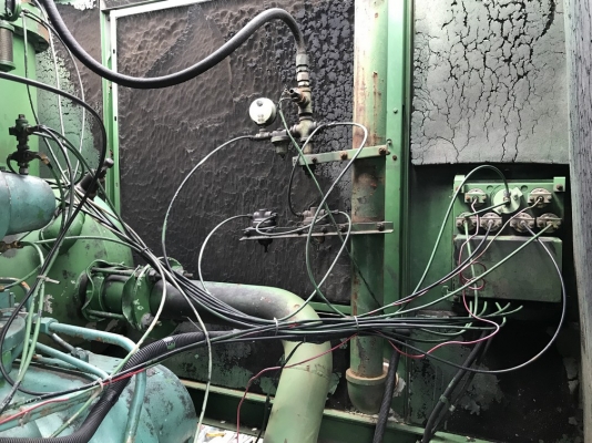 ปั้มลมสกรู 1300 cfm ยี่ห้อ Sullair นำเข้าจากญี่ปุ่น High Pressure 10.5 บาร์ เครื่อง 420 แรงม้า ปั้มลมสกรู 1300 cfm ยี่ห้อ Sullair นำเข้าจากญี่ปุ่น High Pressure 10.5 บาร์ เครื่อง 420 แรงม้า