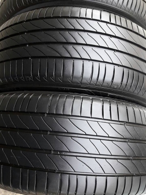 ยางMICHELIN รุ่น PRIMACY.3ST .215 60 R16 สัปดาห์ที่13 ปี2016 #ลงพื้นปลายปี2016 สภาพสวยมากๆ ดอกยางเต็มๆ90\%คุ้มสุดๆใช้อีกยาวๆไม่แพง