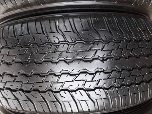 ยาง DUNLOP A/T. 265 65R17 #ปี2016 สภาพสวยมากๆดอกมากๆคุ้มสุดๆใช้อีกยาวๆไม่แพง ยาง DUNLOP A/T. 265 65R17 #ปี2016 สภาพสวยมากๆดอกมากๆคุ้มสุดๆใช้อีกยาวๆไม่แพง