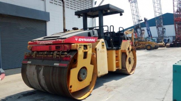 ขายถูกเคลียร์สต็อก DYNAPAC CC522 มือสอง USA