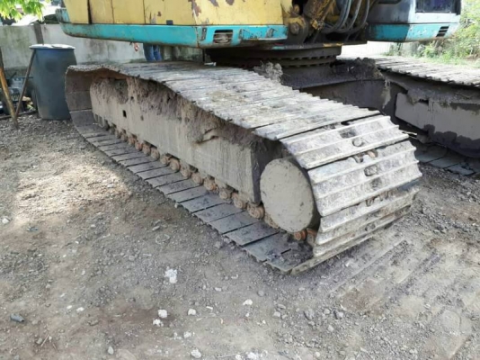 ขาย 625,000  KOBELCO SK200 MART III เก๋งเทา Serial 16xxxกว่า  เครื่อง 6D31-Turbo ปั้ม K3V ดีเยี่ยม รถทำงานเร็วแรง ไม่มีโหลด โซ่ช่วงล่างสวย เอวแน่น รถพร้อมทำงานครับ แอร์เย็น เอกสารเล่มทะเบียน รถอยู่ จ.บุรีรัมย์  090-772-3710 090-772-3708