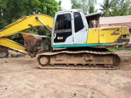 ขาย 625,000  KOBELCO SK200 MART III เก๋งเทา Serial 16xxxกว่า  เครื่อง 6D31-Turbo ปั้ม K3V ดีเยี่ยม รถทำงานเร็วแรง ไม่มีโหลด โซ่ช่วงล่างสวย เอวแน่น รถพร้อมทำงานครับ แอร์เย็น เอกสารเล่มทะเบียน รถอยู่ จ.บุรีรัมย์  090-772-3710 090-772-3708