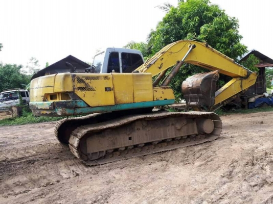 ขาย 625,000  KOBELCO SK200 MART III เก๋งเทา Serial 16xxxกว่า  เครื่อง 6D31-Turbo ปั้ม K3V ดีเยี่ยม รถทำงานเร็วแรง ไม่มีโหลด โซ่ช่วงล่างสวย เอวแน่น รถพร้อมทำงานครับ แอร์เย็น เอกสารเล่มทะเบียน รถอยู่ จ.บุรีรัมย์  090-772-3710 090-772-3708