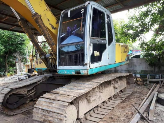 ขาย 625,000  KOBELCO SK200 MART III เก๋งเทา Serial 16xxxกว่า  เครื่อง 6D31-Turbo ปั้ม K3V ดีเยี่ยม รถทำงานเร็วแรง ไม่มีโหลด โซ่ช่วงล่างสวย เอวแน่น รถพร้อมทำงานครับ แอร์เย็น เอกสารเล่มทะเบียน รถอยู่ จ.บุรีรัมย์  090-772-3710 090-772-3708