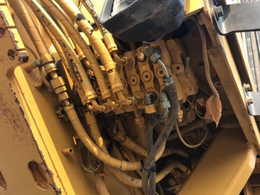 รถเกรด CAT 140H # 2ZK06014 มือสองอเมริกา