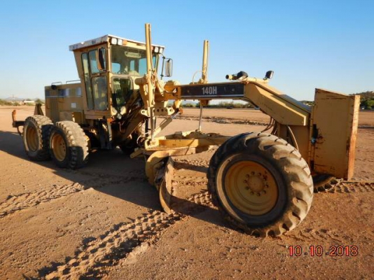 รถเกรด CAT 140H # 2ZK06014 มือสองอเมริกา