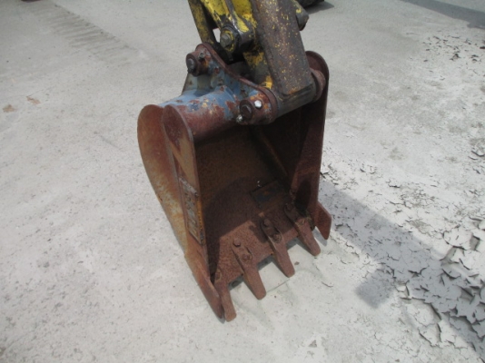 รถขุด PC30MR-2 # 252XX มือสองญี่ปุ่น เก่ง nDT 085-904-9669