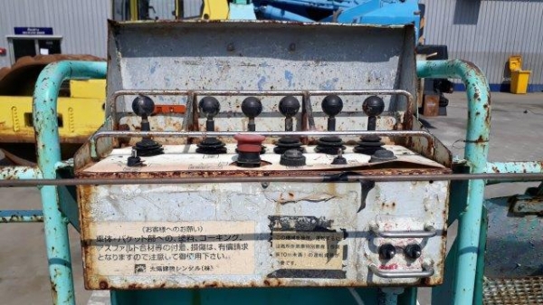 กระเช้าดีเซลบูมพับ MEADE HF090 ยกสูง 9 เมตร มือสองญี่ปุ่น กระเช้าดีเซลบูมพับ MEADE HF090 ยกสูง 9 เมตร มือสองญี่ปุ่น