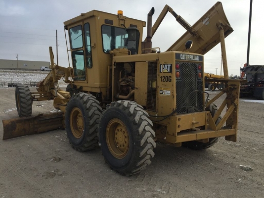 กระเช้าดีเซลบูมพับ MEADE HF090 ยกสูง 9 เมตร มือสองญี่ปุ่น กระเช้าดีเซลบูมพับ MEADE HF090 ยกสูง 9 เมตร มือสองญี่ปุ่น