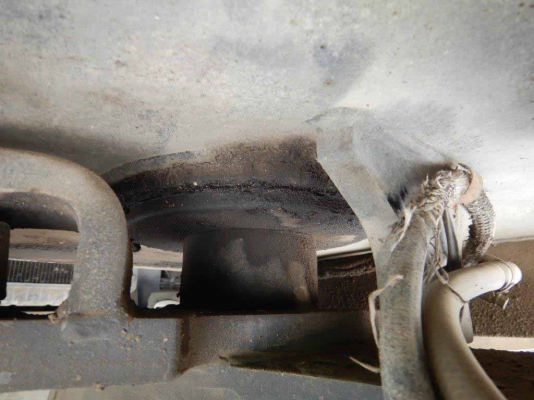 กระเช้าดีเซลบูมพับ MEADE HF090 ยกสูง 9 เมตร มือสองญี่ปุ่น กระเช้าดีเซลบูมพับ MEADE HF090 ยกสูง 9 เมตร มือสองญี่ปุ่น