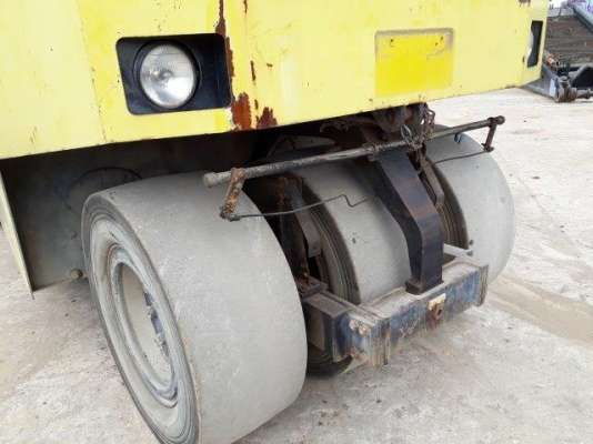 กระเช้าดีเซลบูมพับ MEADE HF090 ยกสูง 9 เมตร มือสองญี่ปุ่น กระเช้าดีเซลบูมพับ MEADE HF090 ยกสูง 9 เมตร มือสองญี่ปุ่น