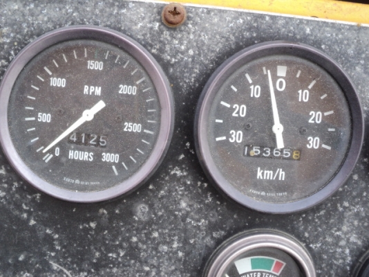 กระเช้าดีเซลบูมพับ MEADE HF090 ยกสูง 9 เมตร มือสองญี่ปุ่น กระเช้าดีเซลบูมพับ MEADE HF090 ยกสูง 9 เมตร มือสองญี่ปุ่น