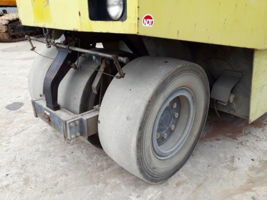 กระเช้าดีเซลบูมพับ MEADE HF090 ยกสูง 9 เมตร มือสองญี่ปุ่น กระเช้าดีเซลบูมพับ MEADE HF090 ยกสูง 9 เมตร มือสองญี่ปุ่น