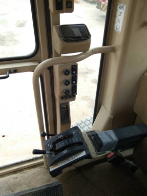 กระเช้าดีเซลบูมพับ MEADE HF090 ยกสูง 9 เมตร มือสองญี่ปุ่น กระเช้าดีเซลบูมพับ MEADE HF090 ยกสูง 9 เมตร มือสองญี่ปุ่น