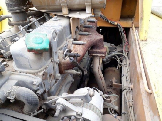 กระเช้าดีเซลบูมพับ MEADE HF090 ยกสูง 9 เมตร มือสองญี่ปุ่น กระเช้าดีเซลบูมพับ MEADE HF090 ยกสูง 9 เมตร มือสองญี่ปุ่น