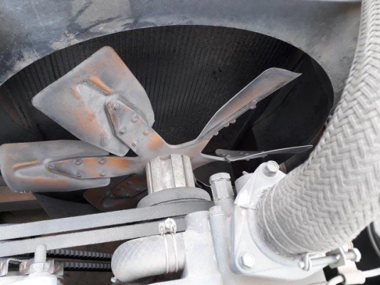 กระเช้าดีเซลบูมพับ MEADE HF090 ยกสูง 9 เมตร มือสองญี่ปุ่น กระเช้าดีเซลบูมพับ MEADE HF090 ยกสูง 9 เมตร มือสองญี่ปุ่น