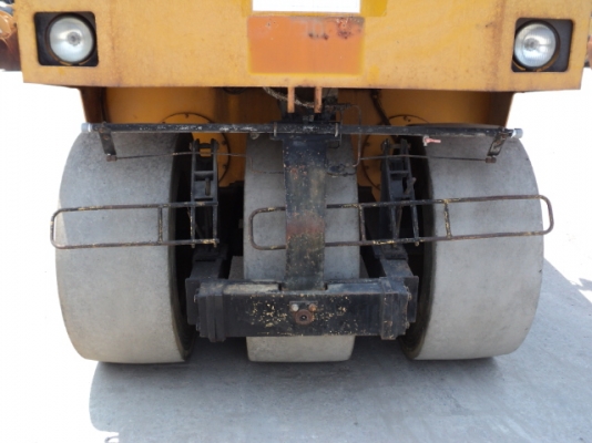 กระเช้าดีเซลบูมพับ MEADE HF090 ยกสูง 9 เมตร มือสองญี่ปุ่น กระเช้าดีเซลบูมพับ MEADE HF090 ยกสูง 9 เมตร มือสองญี่ปุ่น