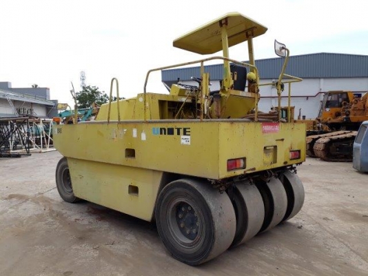 กระเช้าดีเซลบูมพับ MEADE HF090 ยกสูง 9 เมตร มือสองญี่ปุ่น กระเช้าดีเซลบูมพับ MEADE HF090 ยกสูง 9 เมตร มือสองญี่ปุ่น