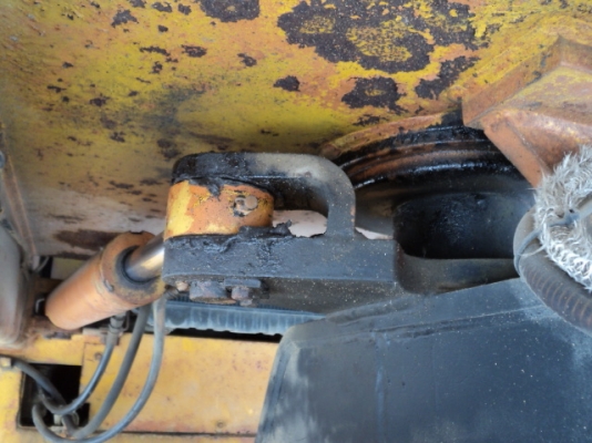 กระเช้าดีเซลบูมพับ MEADE HF090 ยกสูง 9 เมตร มือสองญี่ปุ่น กระเช้าดีเซลบูมพับ MEADE HF090 ยกสูง 9 เมตร มือสองญี่ปุ่น