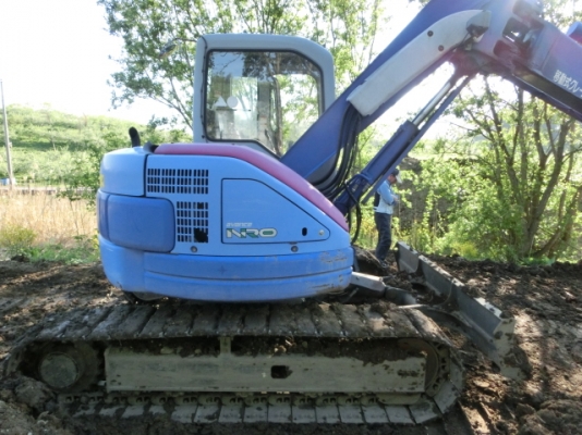 รถขุด 4 ตัน PC40MR-2 แทรคเหล็กติดก้อนยาง มือสองญี่ปุ่น