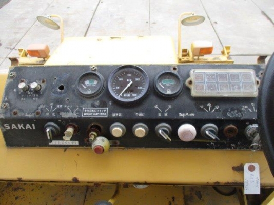 รถขุด 4 ตัน PC40MR-2 แทรคเหล็กติดก้อนยาง มือสองญี่ปุ่น