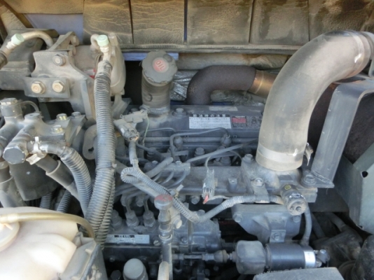 รถขุด 4 ตัน PC40MR-2 แทรคเหล็กติดก้อนยาง มือสองญี่ปุ่น