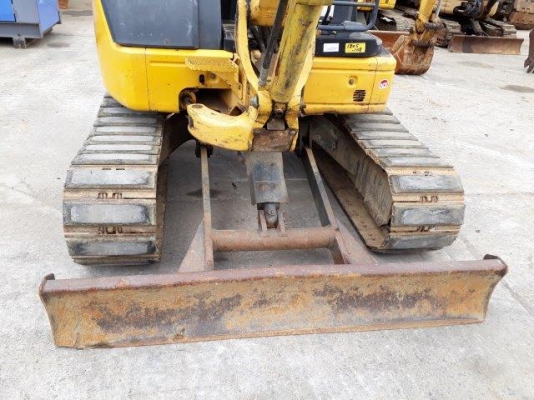 รถขุด 4 ตัน PC40MR-2 แทรคเหล็กติดก้อนยาง มือสองญี่ปุ่น