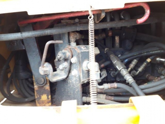 รถขุด 4 ตัน PC40MR-2 แทรคเหล็กติดก้อนยาง มือสองญี่ปุ่น