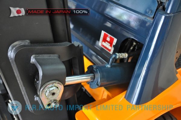 ขายรถโฟล์คลิฟท์มือสอง TOYOTA รุ่น 7FG25-21124 นำเข้าจากประเทศญี่ปุ่น 100\% ไม่เคยใช้งานในไทย