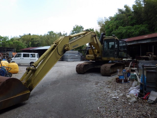 รถขุด 4 ตัน KOMATSU PC40MR-2 มือสองญี่ปุ่น รถขุด 4 ตัน KOMATSU PC40MR-2 มือสองญี่ปุ่น