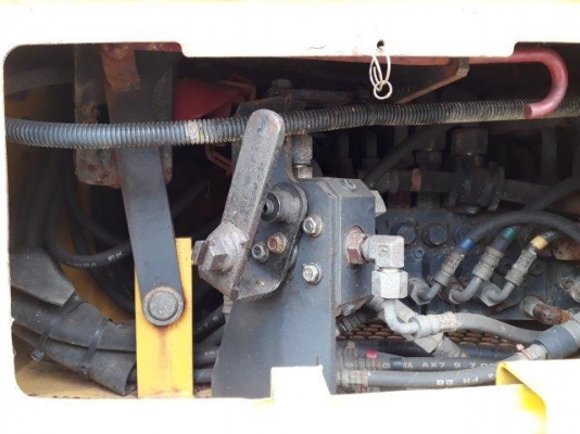 รถขุด 4 ตัน KOMATSU PC40MR-2 มือสองญี่ปุ่น รถขุด 4 ตัน KOMATSU PC40MR-2 มือสองญี่ปุ่น